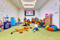 Детски клуб с анимация