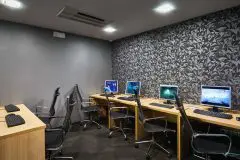 Безплатна компютърна зала