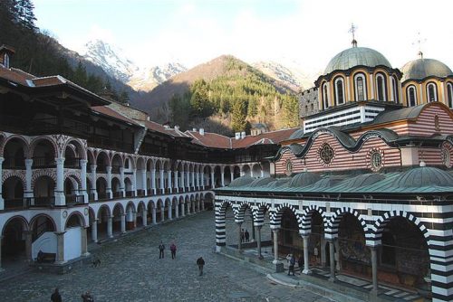 Mănăstirea Rila dinăuntru Lucky Bansko SPA & Relax