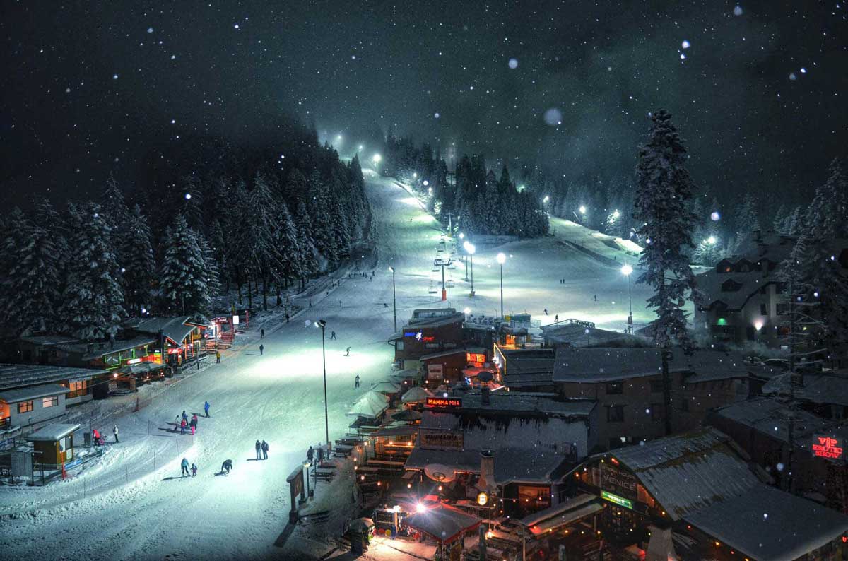 Night ski slopes in Borovets | Lucky Bansko SPA & Relax