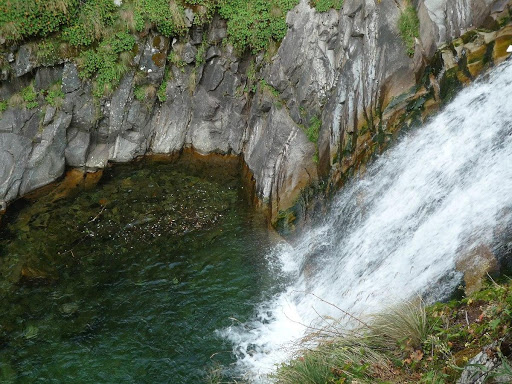 Cascade în Muntele Pirin