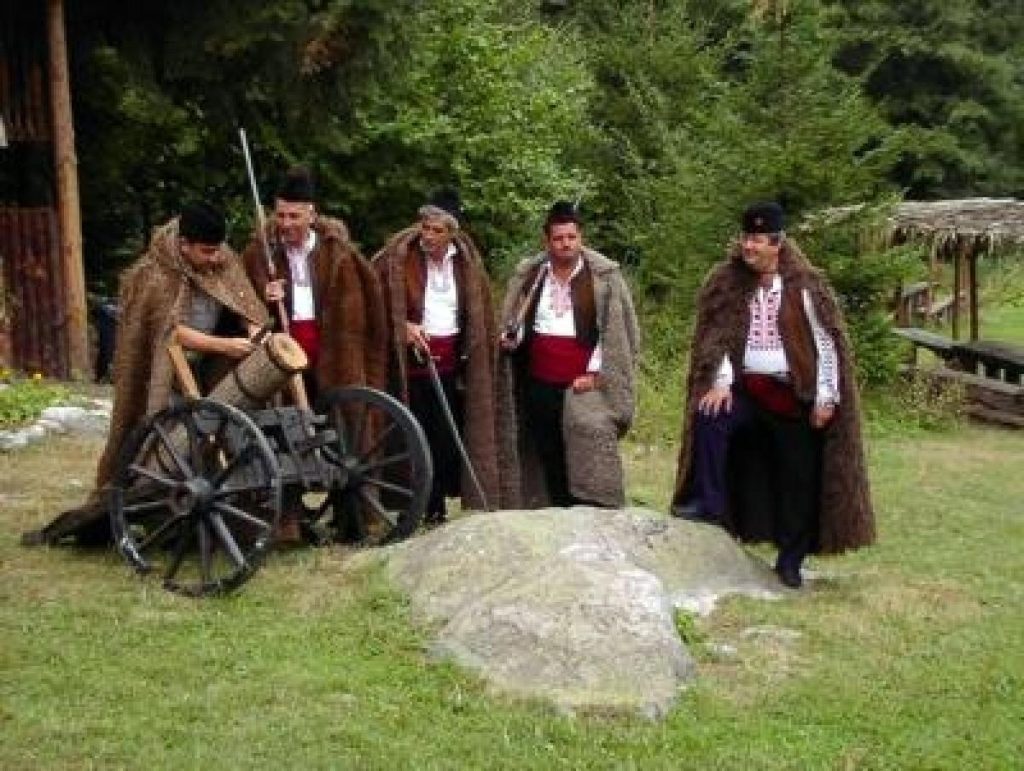 Picnic folclor din Pirin