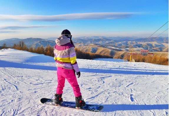 Резервация на ски училище и ски оборудване в Банско
