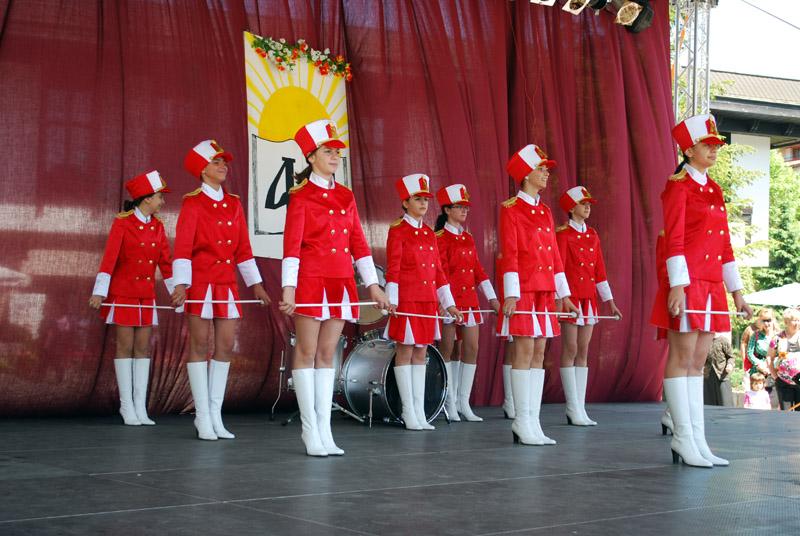 Folklore groups
