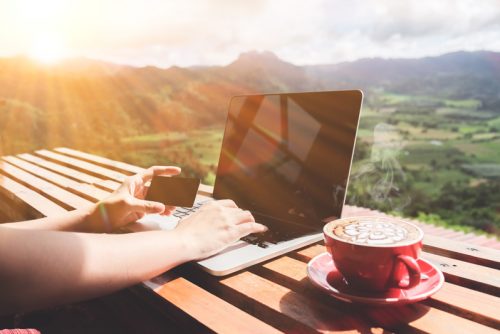 Home office със закуски и вечери
