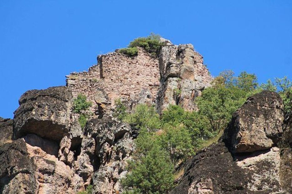 Momina Kula Fortress