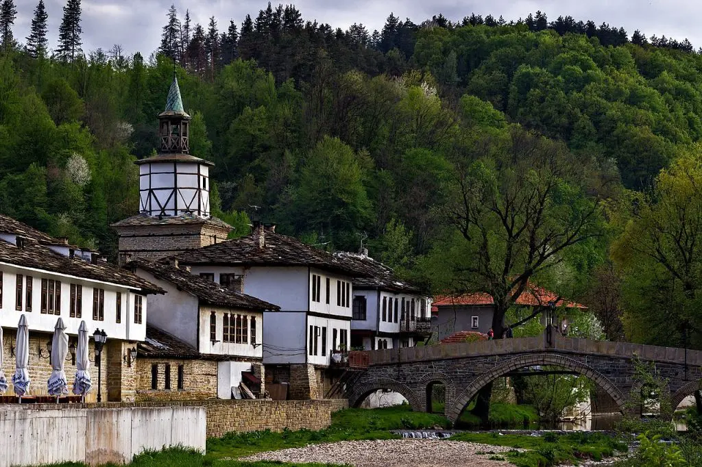 Топ 20 на най-красивите планински градове в България