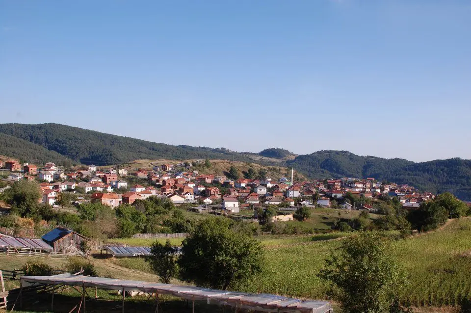 изглед към село Рибново